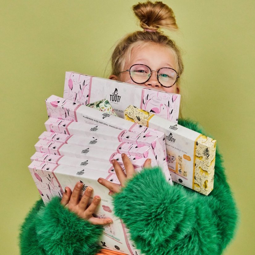 TOOT! Flamingo Kiss Makeup Set